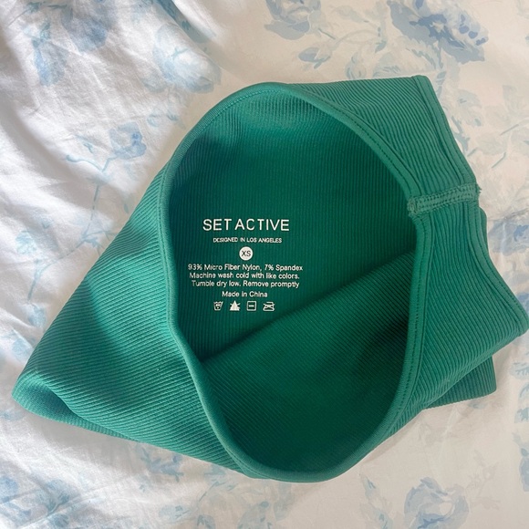 Set Active Green Ribbed Sports Bra - Picture 3 of 3